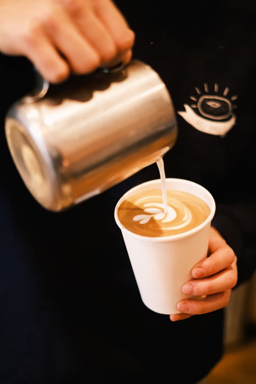 Un latte préparé avec soin